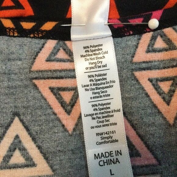 NWOT. LuLaRoe Women’s Size Large S/S Long Tee - Picture 5 of 6